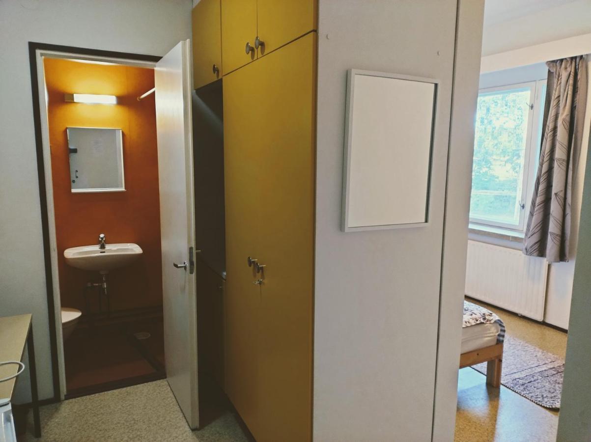 Hostel Vanha Koulu Monola Екстериор снимка