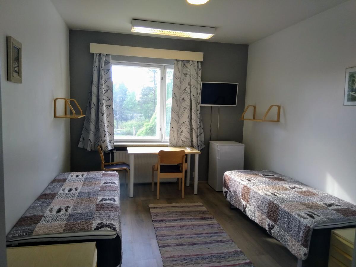 Hostel Vanha Koulu Monola Екстериор снимка