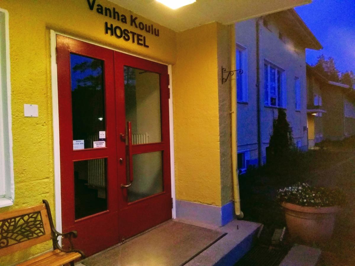 Hostel Vanha Koulu Monola Екстериор снимка