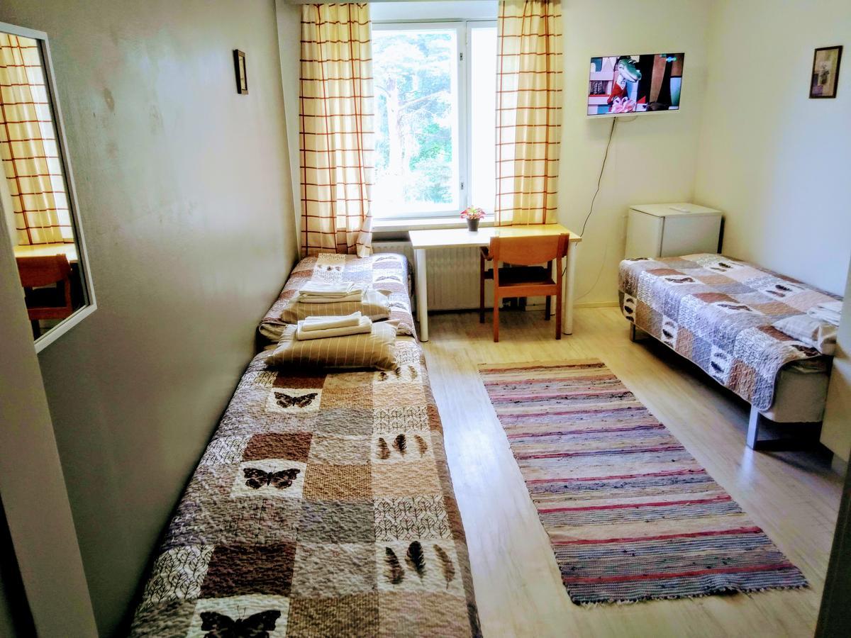 Hostel Vanha Koulu Monola Екстериор снимка