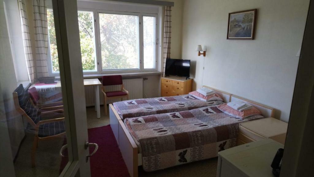 Hostel Vanha Koulu Monola Екстериор снимка