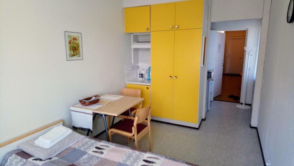 Hostel Vanha Koulu Monola Екстериор снимка